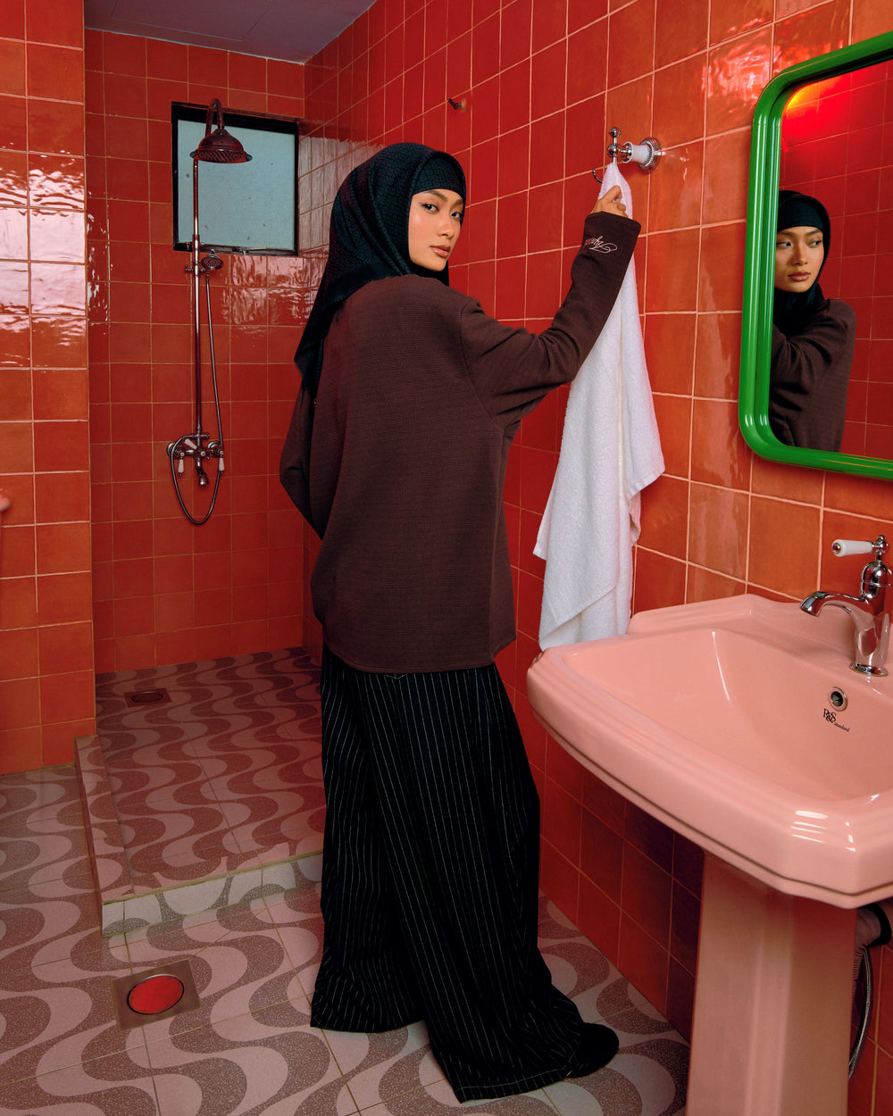 AQ Neapolitan Long Sleeve (Brown)