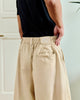 AQ Pleated Curved Pants (Cream)